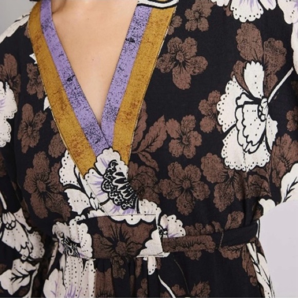 Sofia by Sofia Vergara Women's Tie Back Dress with Kimono Sleeves
Floral Size XS - Picture 4 of 12